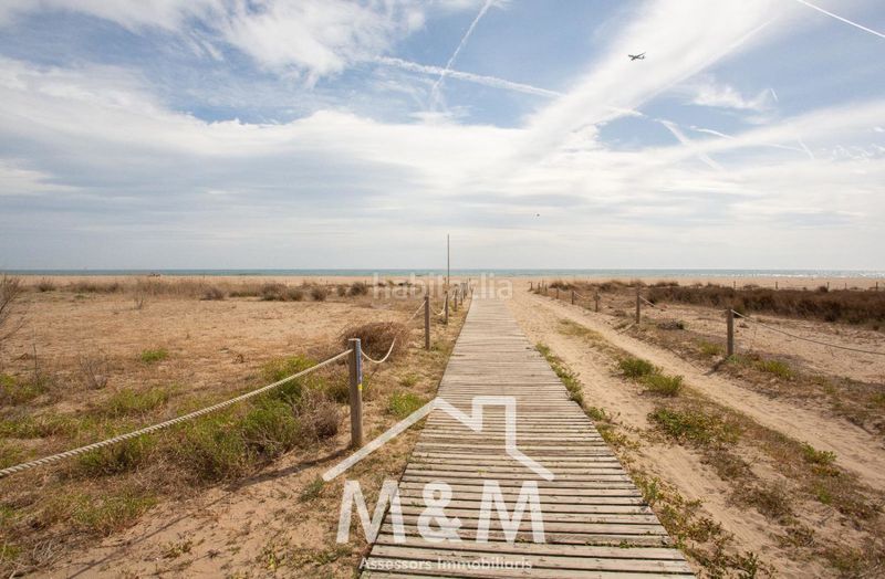 Foto 0c5cf308-a5f5-4eea-8002-e7929ea306f7. Pis a Baixador Castelldefels