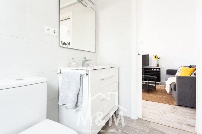 Foto 33d8c212-848d-458b-bc71-65ab2a24e480. Pis a Baixador Castelldefels