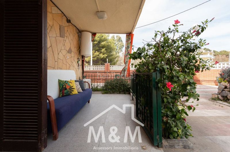 Foto c046a603-99a2-4542-8c4f-b836126ab5b5. Pis a Baixador Castelldefels