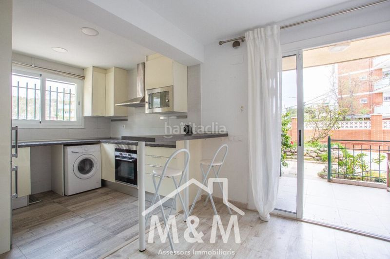 Foto d4f7ad02-b3d3-4f36-8a35-8c8e545d82fe. Pis a Baixador Castelldefels