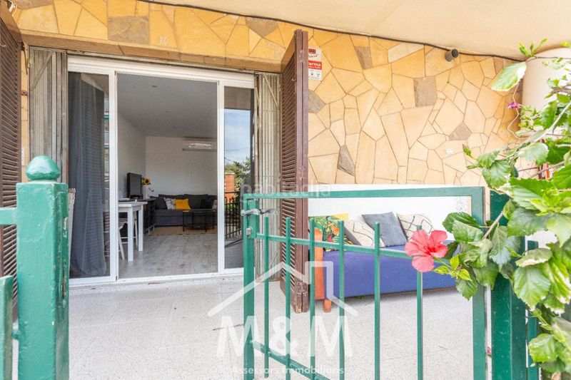 Foto f822ae33-9525-46bf-a24c-45af473aa61a. Pis a Baixador Castelldefels