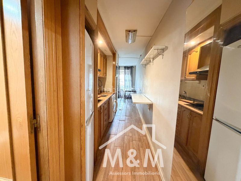 Foto 400986f4-cd47-4ba9-864c-7683f6a5aa5b. Apartament amb aparcament a Gava Mar Gavà