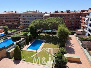 Location Attique à Castell-Poble Vell. Atico en alquiler en castell, 1 dormitorio.