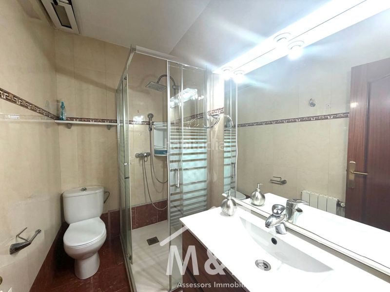 Foto 7c1f0e63-8951-44fe-9ff8-e972435d37ea. Edifici a La Roureda Viladecans