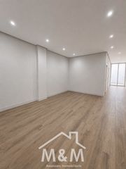 Erdgeschoss in Centre. Planta baja en venta en centro, 2 dormitorios.