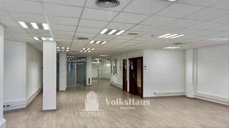 Foto 07579ad3-8b63-429b-b4e0-f4a274f8bba9. Rent office space in Putget - Farró Barcelona