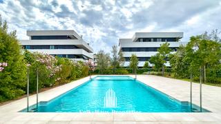 Pis  Carrer de josep bonaventura falc. Magnífico apartamento con gran terraza, para entrar a vivir