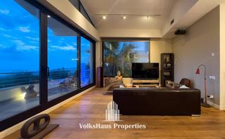 Casa  Dels garrofers. Exclusiva villa en sitges con vistas infinitas al mar