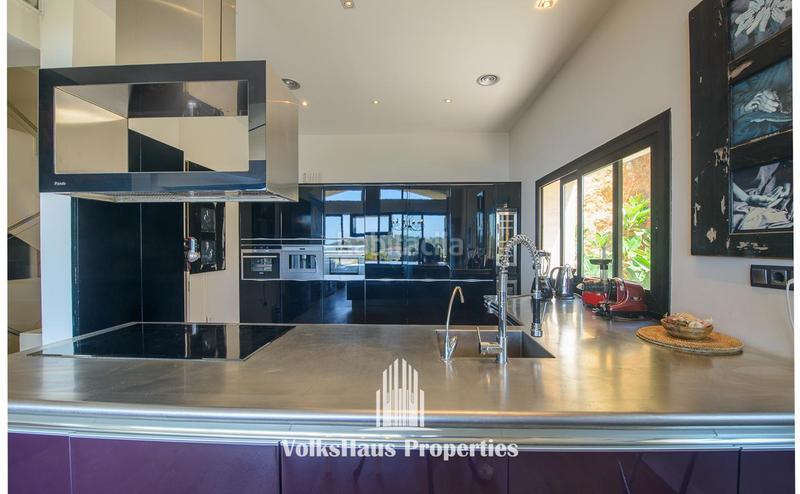Foto 485a0189-0798-44fe-ae10-de7be58ef845. Casa exclusiva villa con vistas infinitas al mar en Sitges