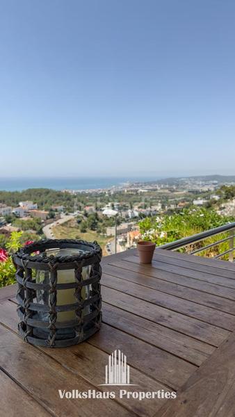 Foto 6f162876-46d8-415f-b9fd-4a2b359ce040. Casa exclusiva villa con vistas infinitas al mar en Sitges