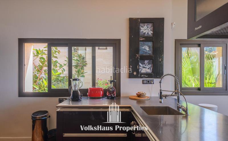 Foto 814708b0-7c90-4894-a9f8-182361bfb6da. Casa exclusiva villa con vistas infinitas al mar en Sitges