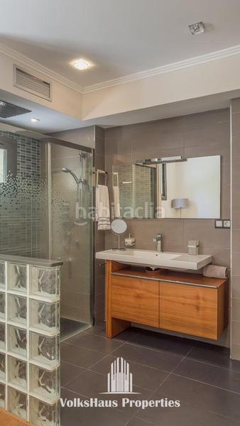 Foto d73e9f9b-d632-4fb8-9a2e-466ba934c71b. Casa exclusiva villa con vistas infinitas al mar en Sitges