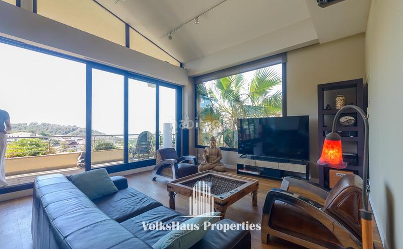 Foto ea15403d-0e01-485f-b385-b434f3f71064. Casa exclusiva villa con vistas infinitas al mar en Sitges