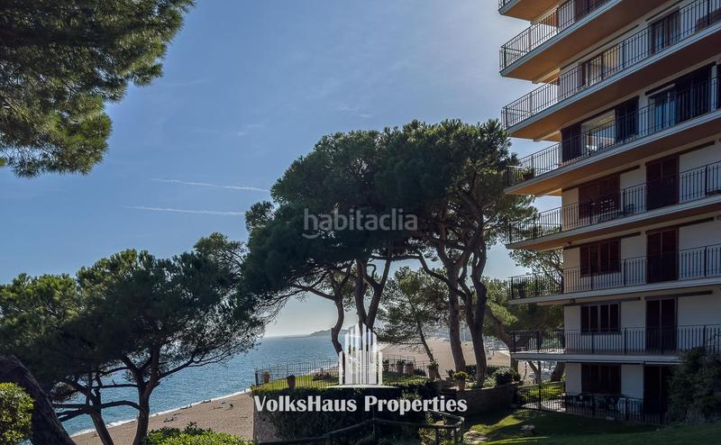 Foto 95f35552-4e5e-4a07-8a28-6b101bbdfab2. Piso en carrer punta rocosa 11 en Centre-Platja Platja d´Aro