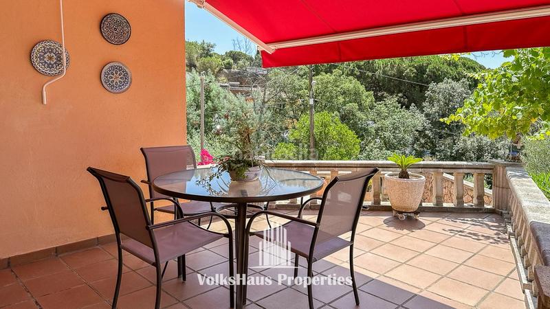 Foto 8ebeac88-2909-405e-a750-dbcb62fe08d5. Casa amb aparcament piscina a Aiguaviva Parc Vidreres