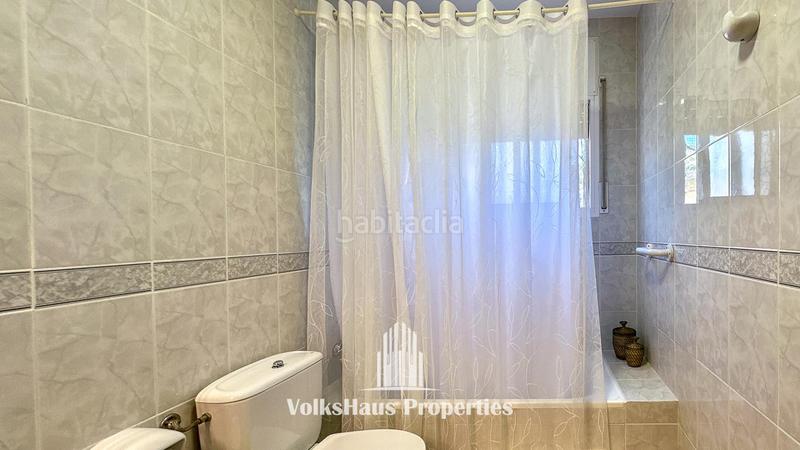 Foto 93b5ff0d-c1ef-45b8-b4b1-ac7ba0afc7ca. Casa amb aparcament piscina a Aiguaviva Parc Vidreres