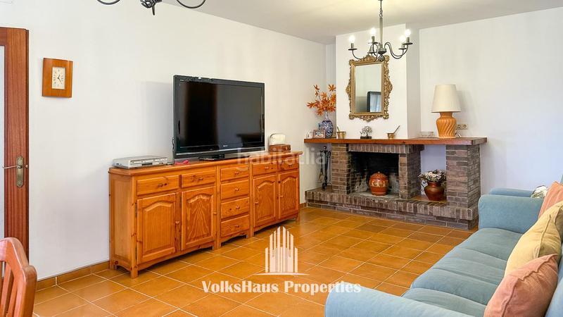 Foto d5a253ff-a74e-4e70-9c93-c2b75b2b1882. Casa amb aparcament piscina a Aiguaviva Parc Vidreres