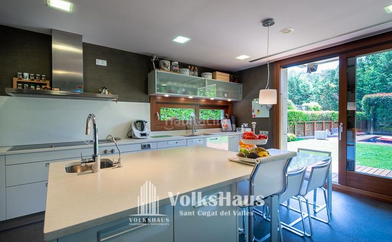 Foto 2f37fa61-6a13-4875-8508-e5d706e23644. Casa amb calefacció aparcament a Golf-Can Trabal Sant Cugat del Vallès