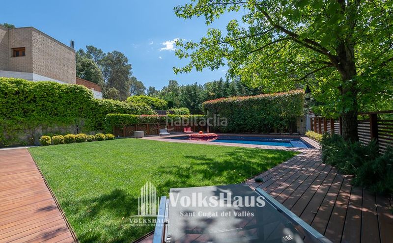 Foto 8d5a4565-278a-4a47-a991-b1e286dc9704. Casa amb calefacció aparcament a Golf-Can Trabal Sant Cugat del Vallès