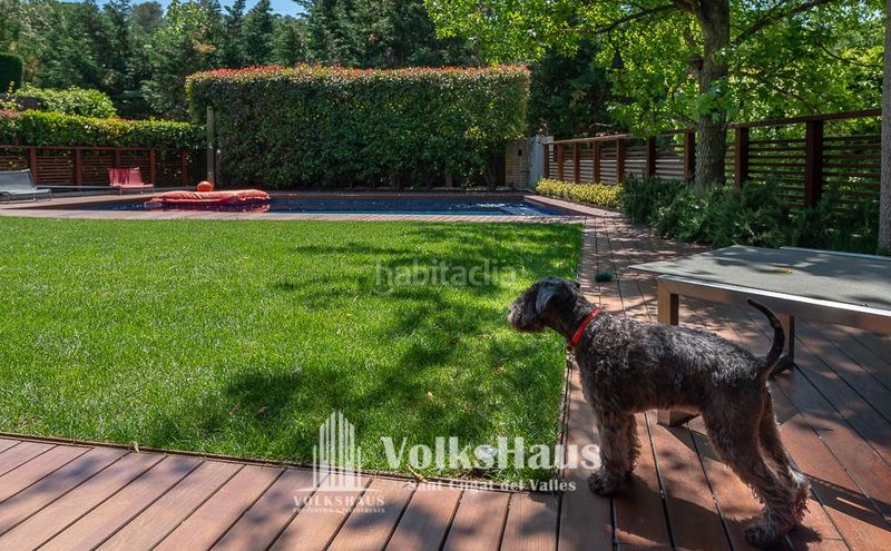 Foto e56f8f6d-9f45-42a3-964b-7e5708459c72. Casa amb calefacció aparcament a Golf-Can Trabal Sant Cugat del Vallès