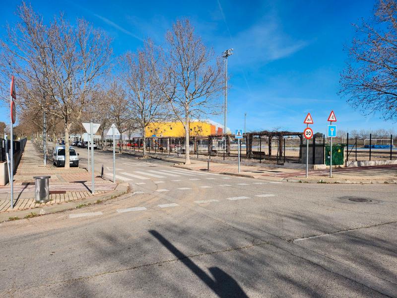 Foto e964d8b5-80af-4172-84ed-7ec1e0b364ed. Terreny residencial a calle de los olmos 5j a Yebes - valdeluz Yebes