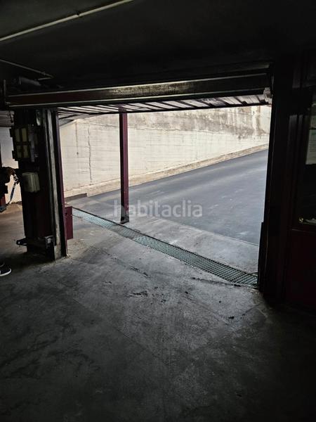 Foto 742050e8-097d-4e3e-82f1-96853d879cde. Aparcament cotxe a calle de pedro laborde 1 a Portazgo Madrid