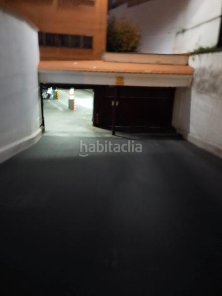 Foto 3e013d5e-de43-4745-befa-b9a362d7c072. Parking coche en calle de pedro laborde 1 en Portazgo Madrid
