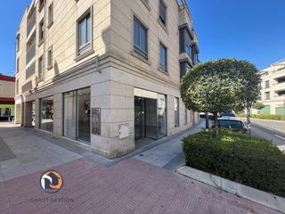 Local Comercial  Calle c�rdoba. Local bien ubicado en zona comercial y de esquina ...