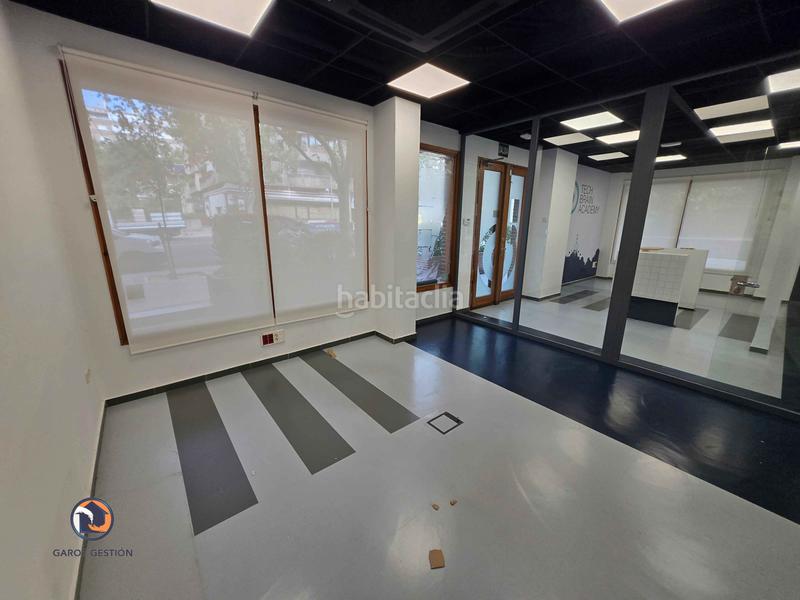 Foto 53f04ad8-128e-41af-baca-60e041e65239. Locale commerciale in calle del padre damián 48 in Madrid