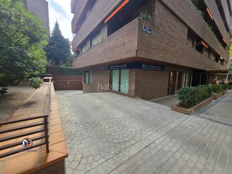 Foto 7cde02f3-9384-4243-99f9-856b6d2209ad. Locale commerciale in calle del padre damián 48 in Madrid