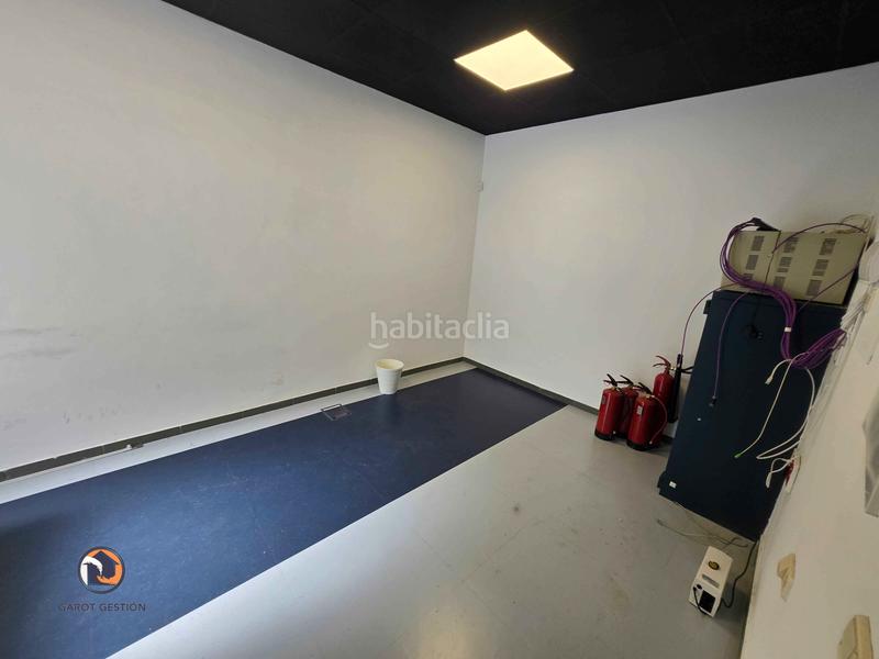 Foto 8ae17216-1c0c-4216-b665-bc6177e5ddc5. Locale commerciale in calle del padre damián 48 in Madrid