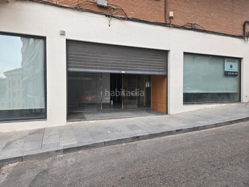 Foto 0240fc3e-a71e-4cc5-8c0a-364fff180cf7. Alquiler local comercial en calle san juan de dios 10 local de esquina y luminoso en Guadalajara