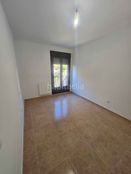 Foto f34d59d0-193b-4278-bff1-f0da8bdf2b5d. Dúplex amb calefacció piscina a Fuentelencina