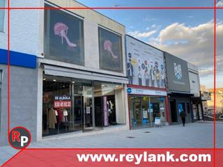 Local Comercial en Calle de Venezuela