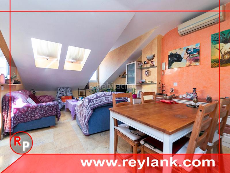 Foto 4d6ca472-0e91-4efc-bf77-42cddfc74b62. Etagenwohnung mit heizung in Centro San Fernando de Henares