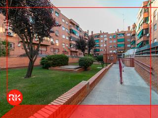 Piso  Calle de motrico. Preciosa vivienda de 3 habitaciones y dos ban~os con garaje de a