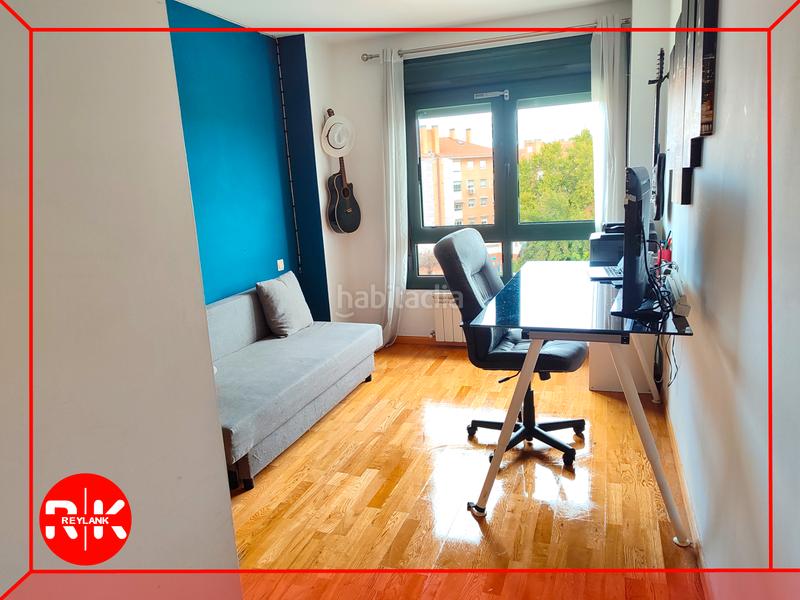 Foto 263f76ac-d9bc-4eb3-b834-34a8ecbceedd. Duplex avec chauffage dans Montserrat-Parque Empresarial San Fernando de Henares