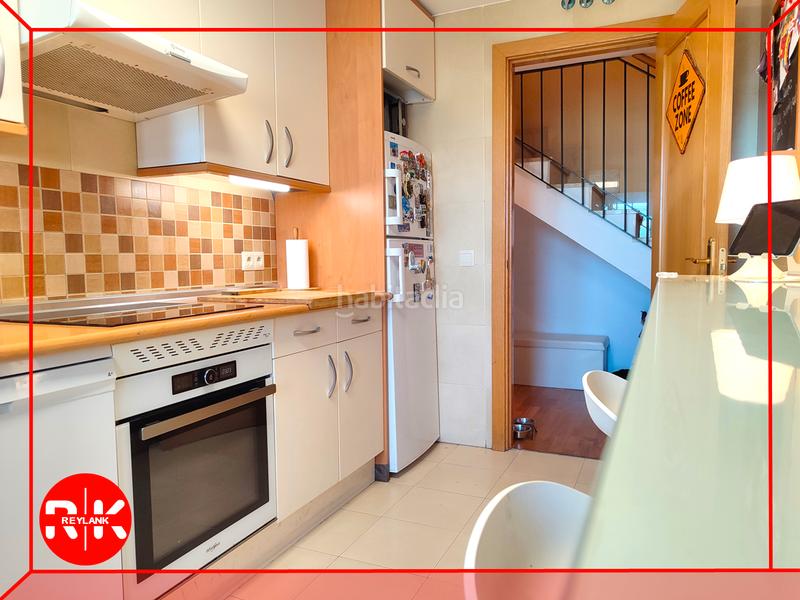 Foto 2da9fed6-f650-4d8f-9ffe-65215a61b783. Duplex avec chauffage dans Montserrat-Parque Empresarial San Fernando de Henares