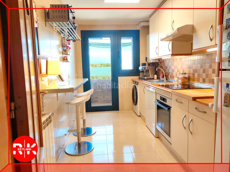 Foto 2e8fccbf-ace8-415e-b0d1-455495ef3c1c. Duplex avec chauffage dans Montserrat-Parque Empresarial San Fernando de Henares