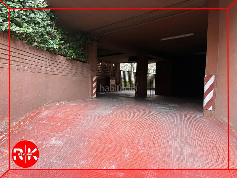 Foto b4fcb5c5-35ba-4ab4-be63-d543a921ef69. Aparcament cotxe a Valleaguado-La Cañada Coslada