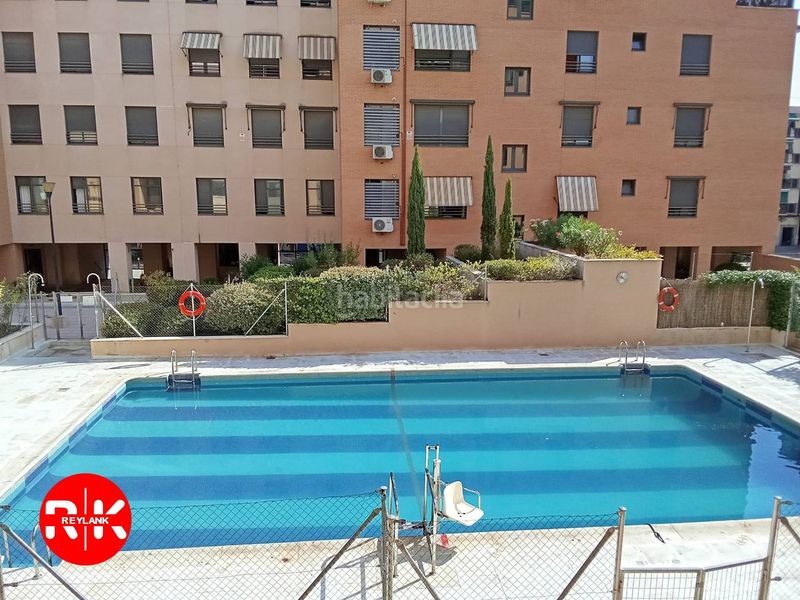 Foto 039f5425-b193-4678-b49f-f642e3071f3d. Pis amb calefacció aparcament piscina a Valdebernardo-Valderribas Madrid