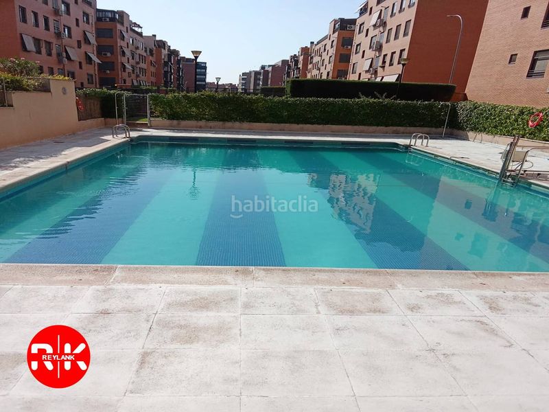 Foto 9b4ea7b0-fc96-4341-9043-6f0b6220a3b5. Pis amb calefacció aparcament piscina a Valdebernardo-Valderribas Madrid