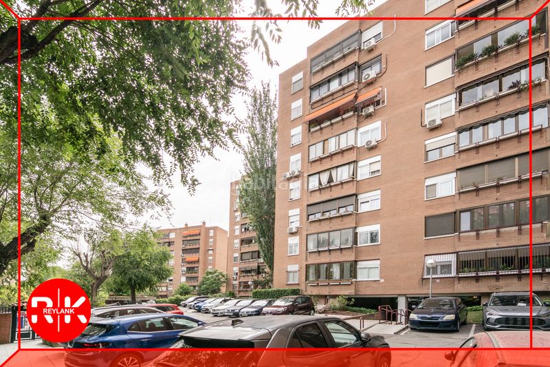Foto a281781b-dea7-46ec-9b59-b4f45a76db7e. Pis amb calefacció piscina a Valleaguado-La Cañada Coslada
