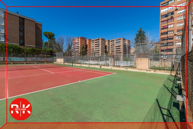 Foto b57b9f5d-8111-4fb3-85ca-fc2f6ecdeb3a. Pis amb calefacció piscina a Valleaguado-La Cañada Coslada