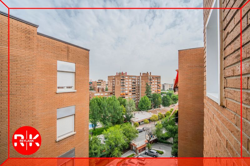 Foto f91b880d-20bf-456e-8c37-033d0a5d08b6. Pis amb calefacció piscina a Valleaguado-La Cañada Coslada