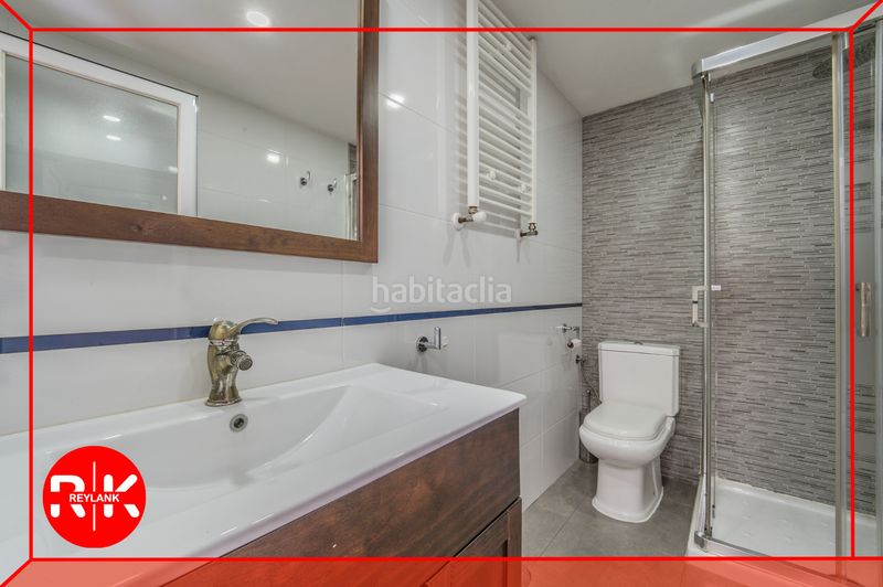 Foto e60fb7c2-c9b8-4bc5-a225-47d3e161e7a5. Casa amb calefacció a San Diego Madrid