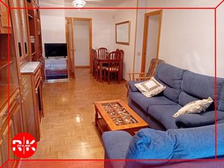 Miete Etagenwohnung in Montserrat-Parque Empresarial. Estupenda vivienda de 3 dormitorios, 2 baños, amueblada, garaje,