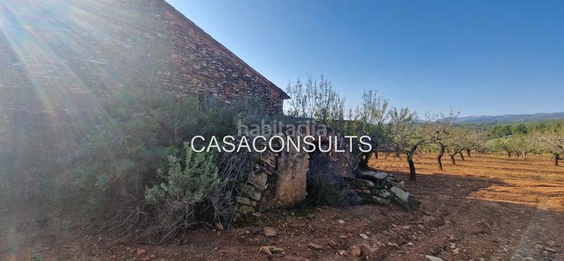 Foto 0e256f21-4d1f-4f1d-bcd9-48739f36832f. Masía gran masia con terreno en Useres (les)