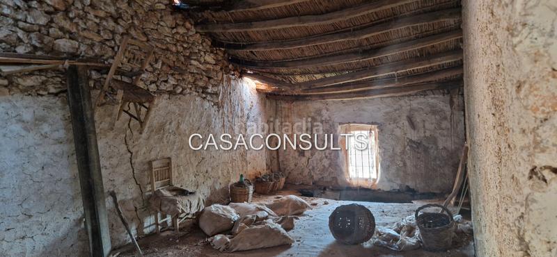 Foto b6998731-d204-437b-8dfa-0c9f5098b4f0. Masía gran masia con terreno en Useres (les)