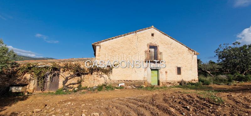 Foto b9a8e6e0-77c2-444d-84b9-e89213c1285a. Masía gran masia con terreno en Useres (les)